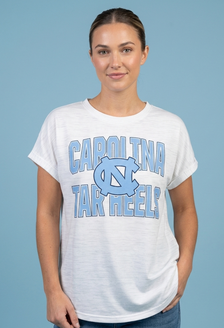 North Carolina "Maxima Glitter" - Short-Sleeve Rounded Bottom Top