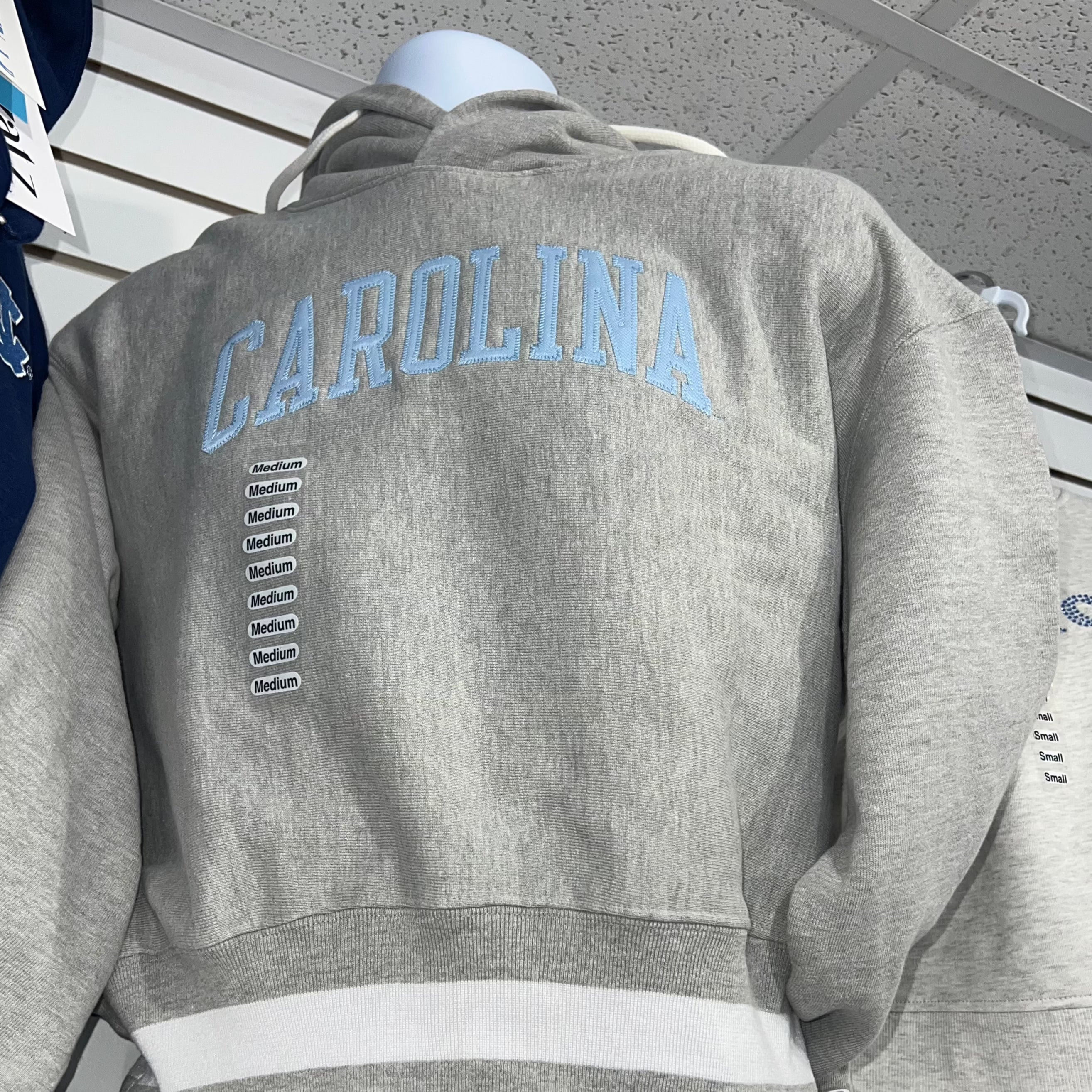 Champion Arched Carolina Cropped Hoodie